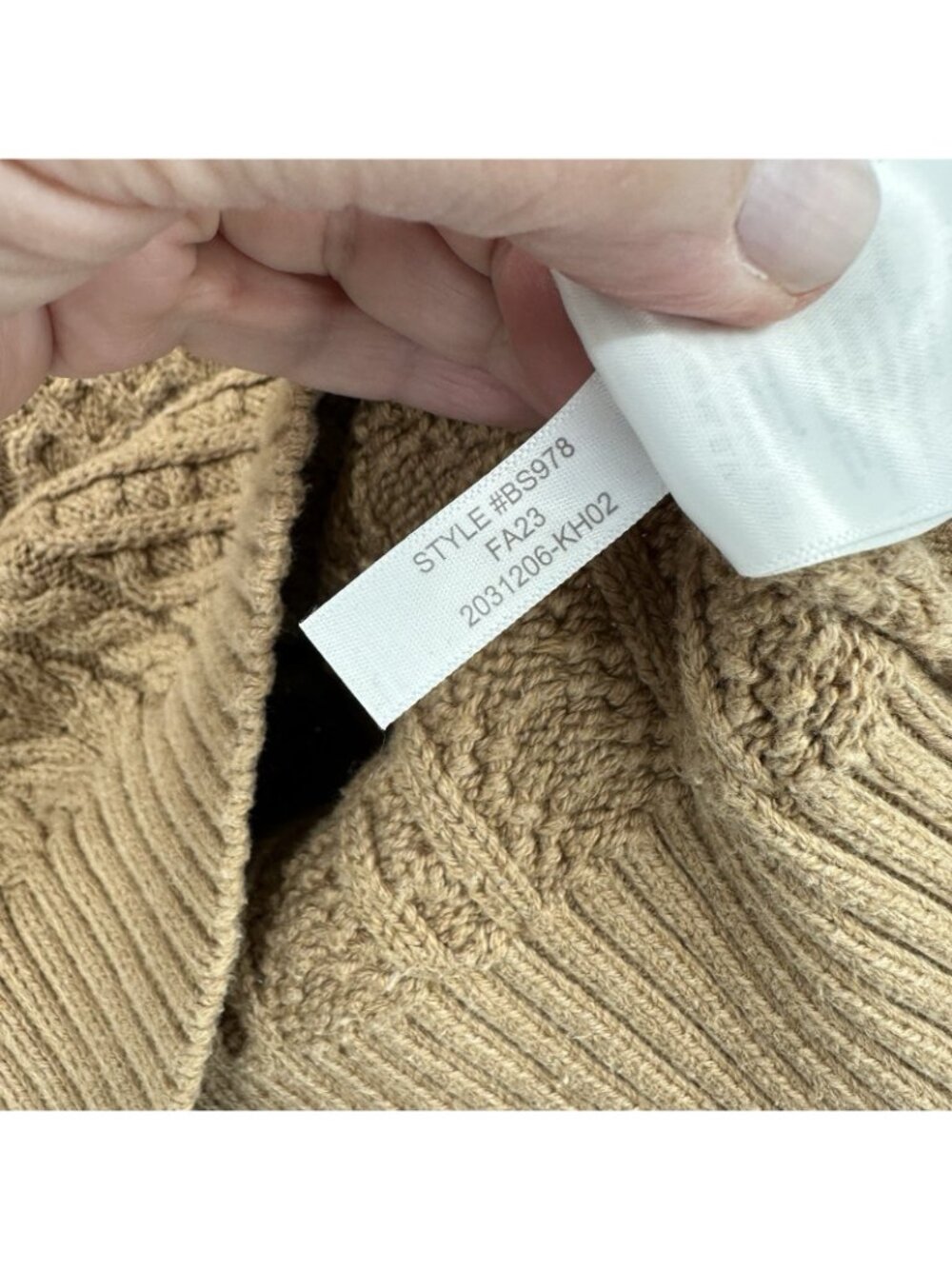 SOLD sweater SMALL tan preppy old money retro
